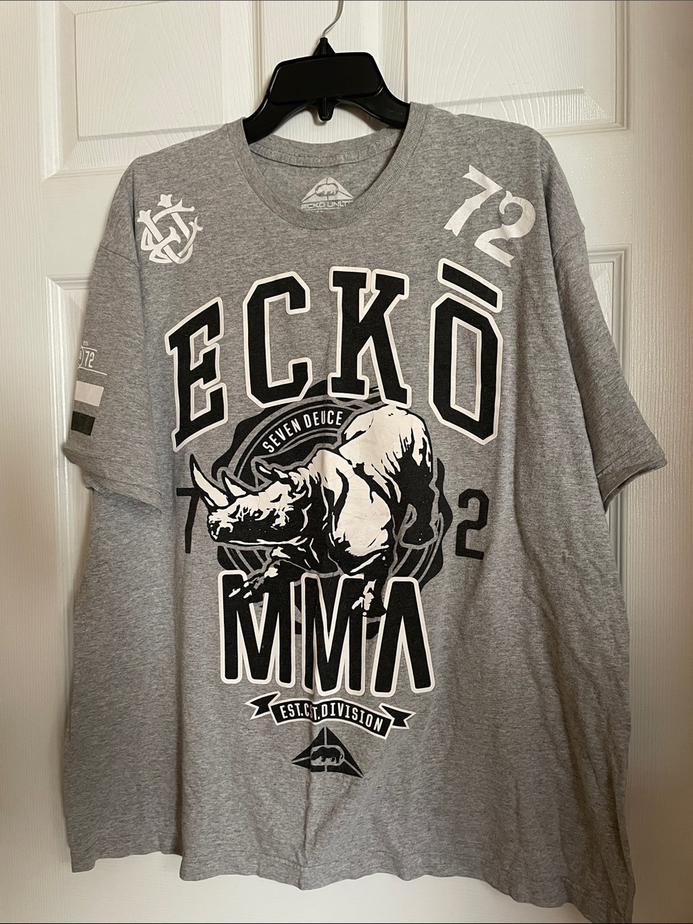 Ecko Unlimited Gray Graphic MMA Rhino Short Sleeve Tee